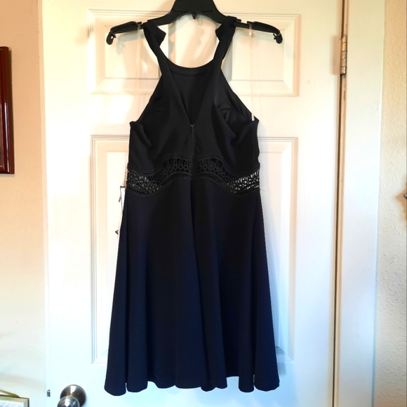 SEQUIN HEARTS Womens Black Stretch Crochet Trim Sleeveless Mini Dress Juniors 9 - Picture 4 of 13